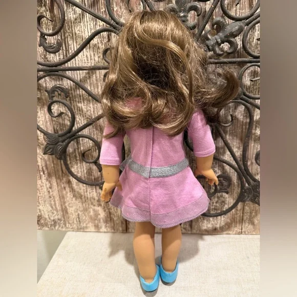Pink Dress Doll with Gray Belt American girl doll like new retail $170 - Picture 5 of 8